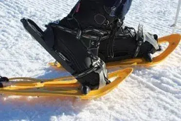 Location de raquettes à neige - Photo 3