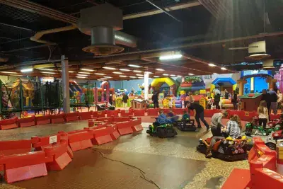 Espace Junior d’Aigle - Photo 2