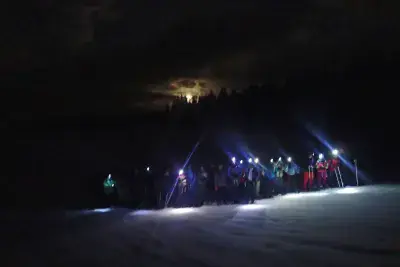 Balades nocturnes accompagnées en raquettes - Photo 4