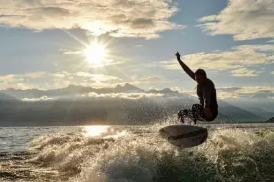 WakeSurf avec wake-valais.ch - Photo 4