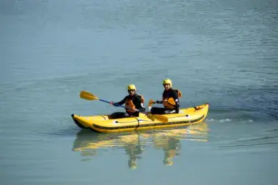 Kayak sur le Rhône avec un guide - Photo 1
