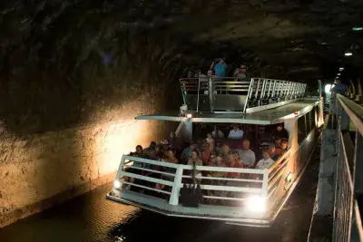 Croisière sur la boucle du Doubs et visite de Besançon en Petit Train - Photo 2