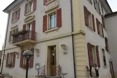 Hôtel de la Gare - Photo 2