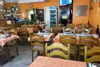 Café-Restaurant New Delhi - Photo 3