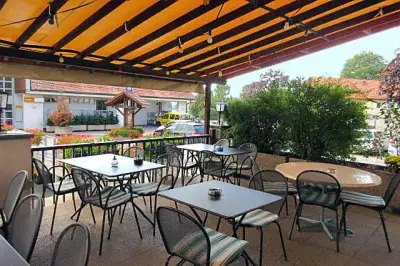 Au Cerf d'Or - Photo 2