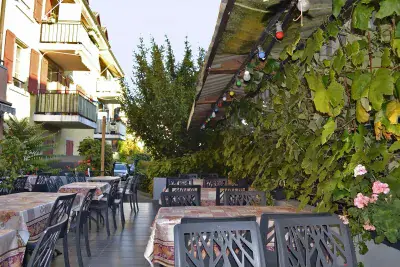 Au Vieux Caveau - Photo 5