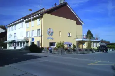 Les Trois Suisses - Photo 5